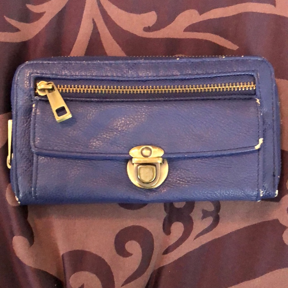 Blue BDG wallet